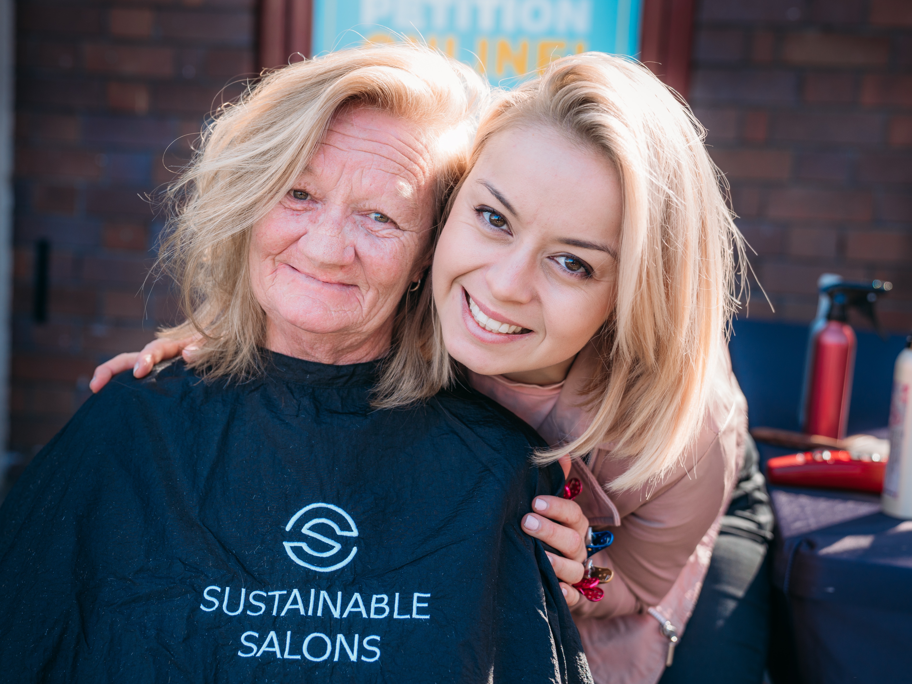 Suzie from Sudu Hair with customer